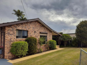 QUIET PROPERTY BY THE RIVER Kempsey